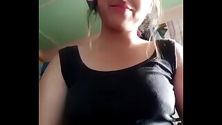 Desi cooky shows her tight left side chest to her bf on cam